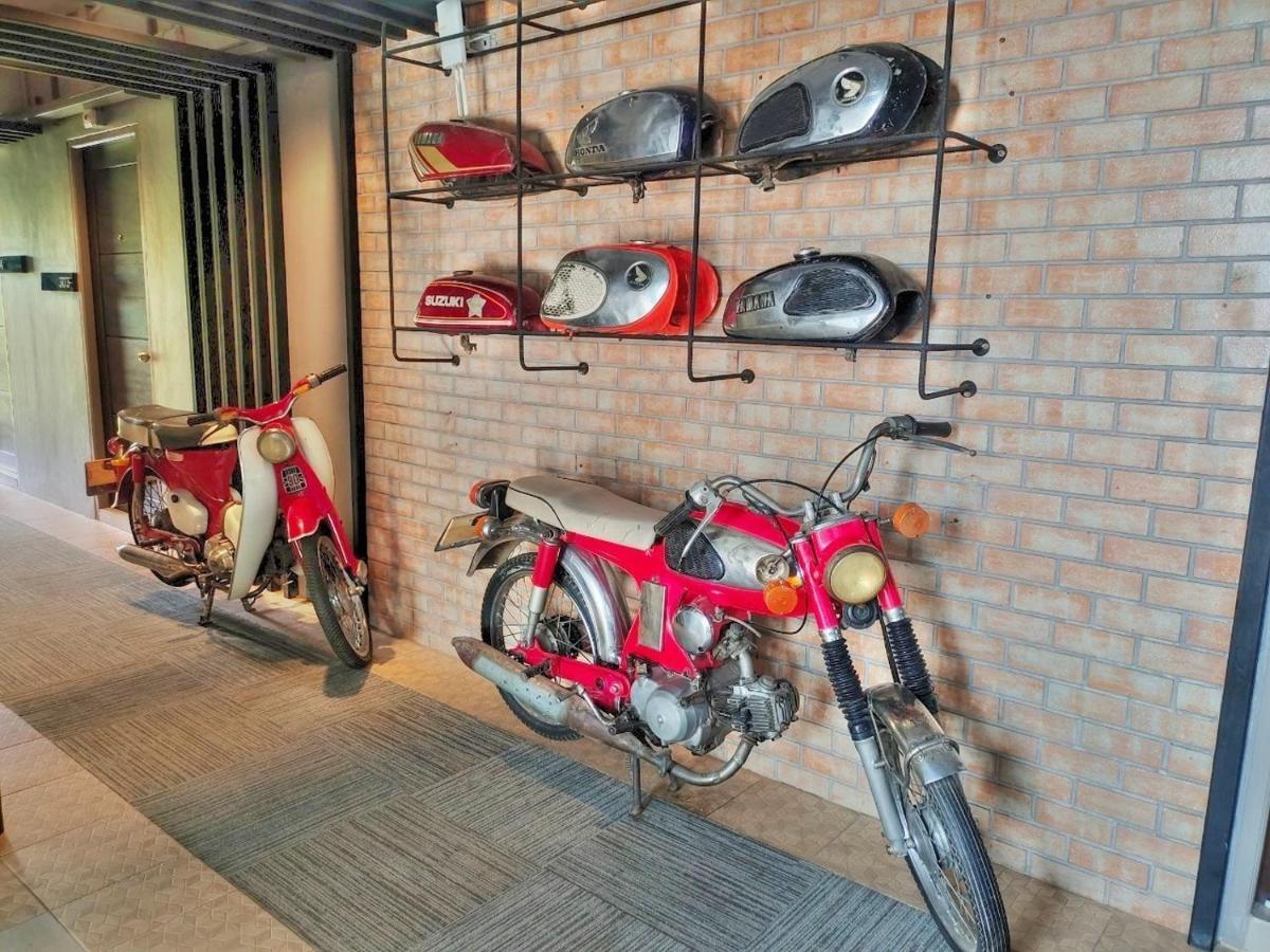 Qoo Hotel Buriram Esterno foto