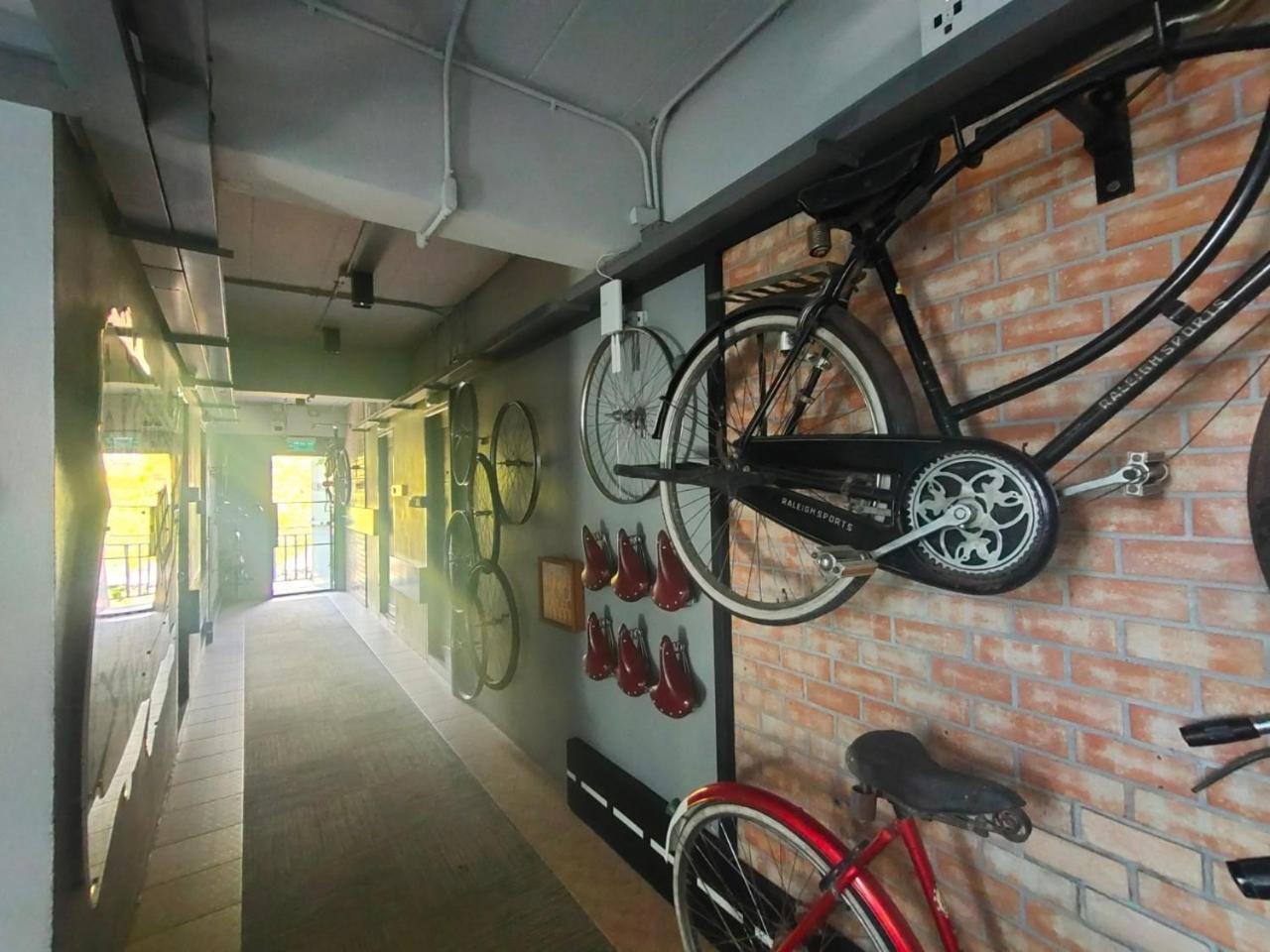 Qoo Hotel Buriram Esterno foto